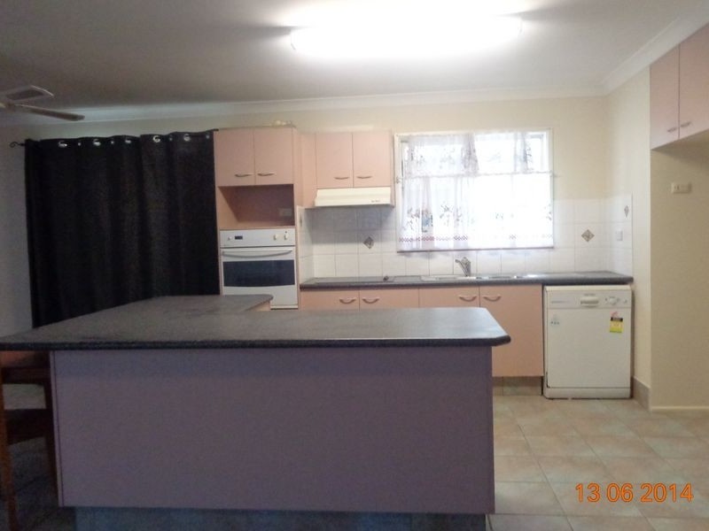 40 Brighton Parade, Southport QLD 4215