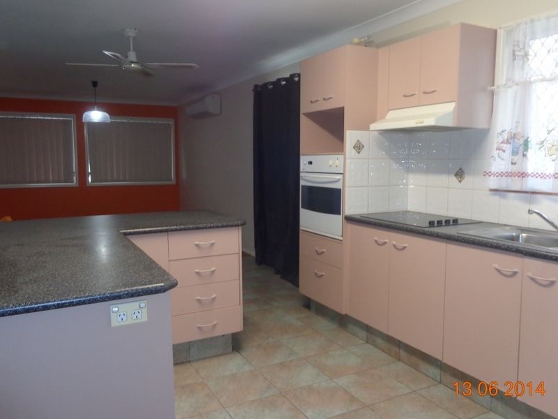 40 Brighton Parade, Southport QLD 4215