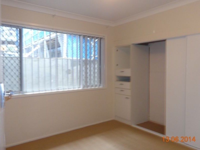 40 Brighton Parade, Southport QLD 4215