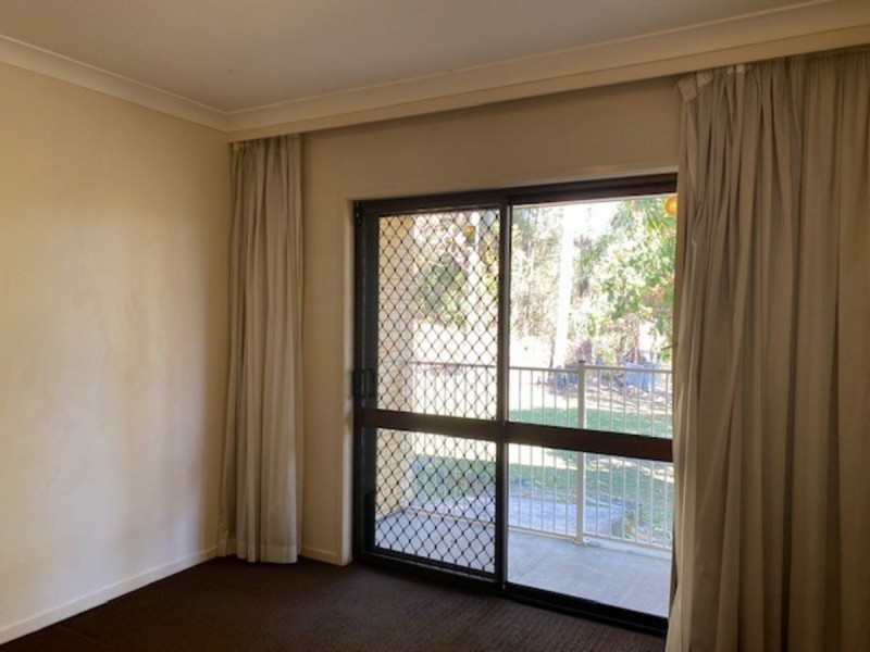 35 Kingsway Drive, Molendinar QLD 4214