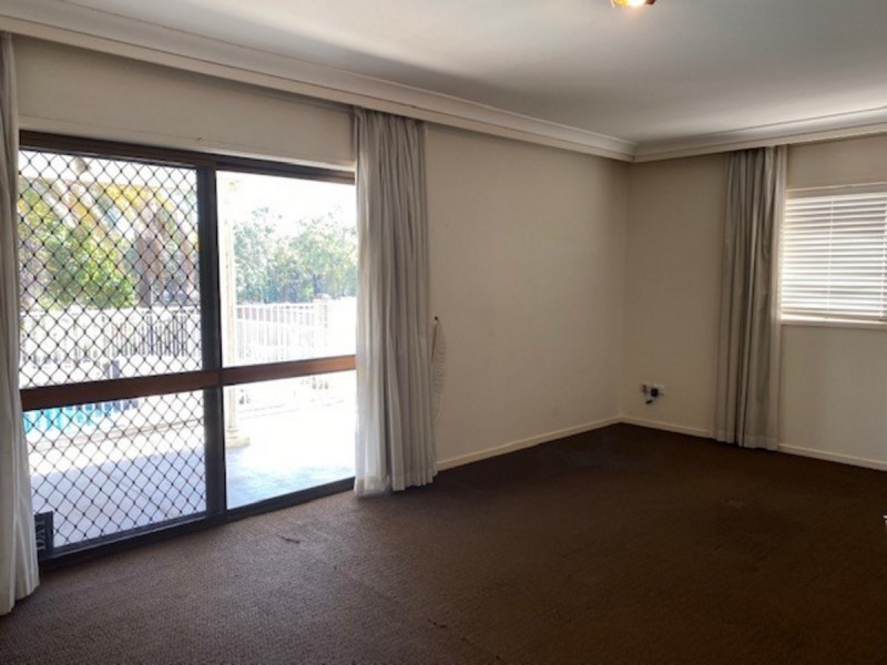 35 Kingsway Drive, Molendinar QLD 4214