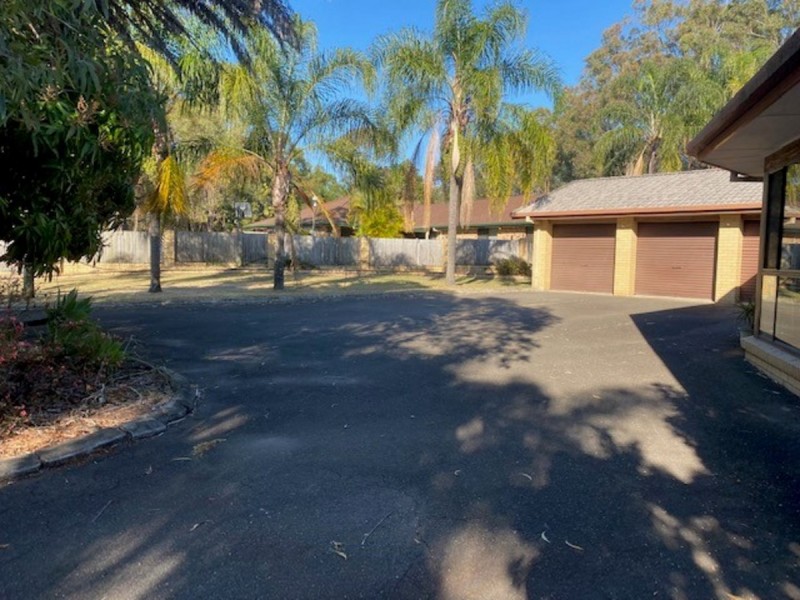 35 Kingsway Drive, Molendinar QLD 4214