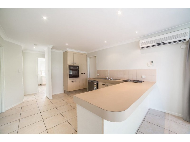 1/7 Napper Road, Arundel QLD 4214