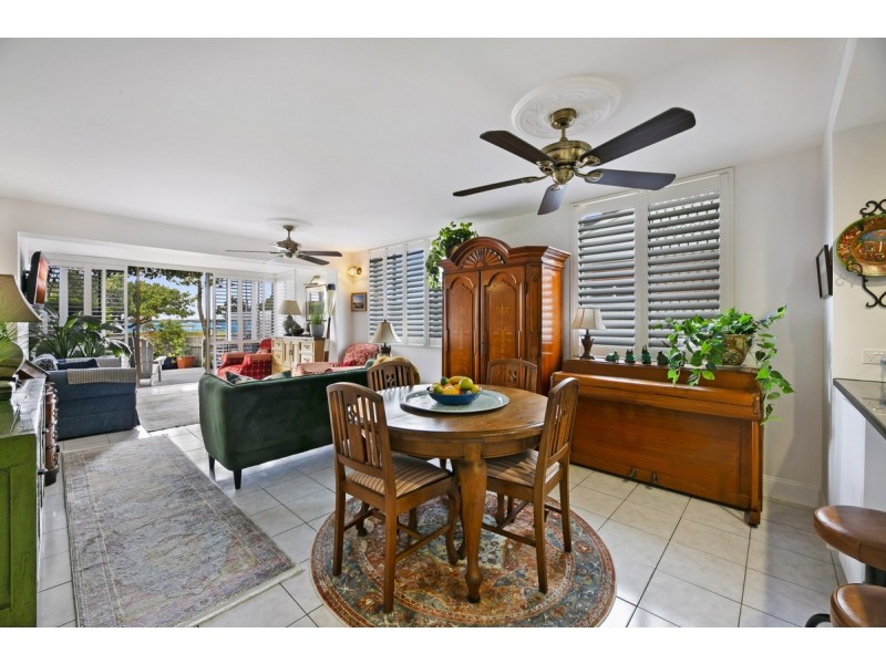 1/540 Marine Parade, Biggera Waters QLD 4216