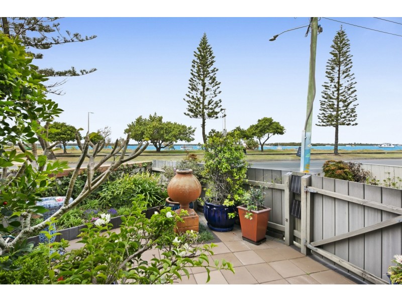 1/540 Marine Parade, Biggera Waters QLD 4216