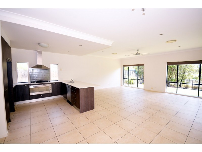 5 Picnic Creek Drive, Coomera QLD 4209