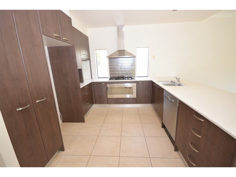 5 Picnic Creek Drive, Coomera QLD 4209