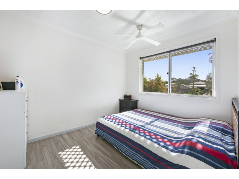 10/2 St Kevins Avenue, Benowa QLD 4217