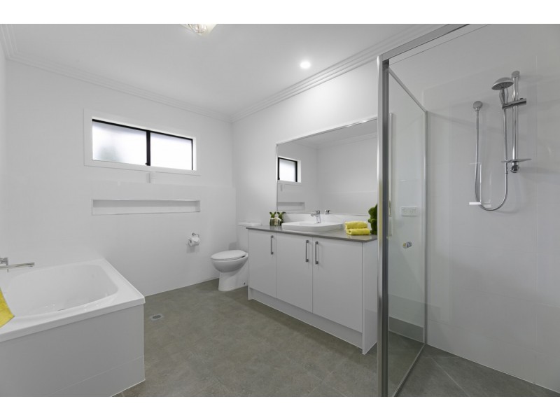 2/36 Margaret Street, Southport QLD 4215