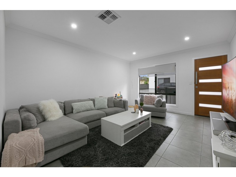 2/36 Margaret Street, Southport QLD 4215