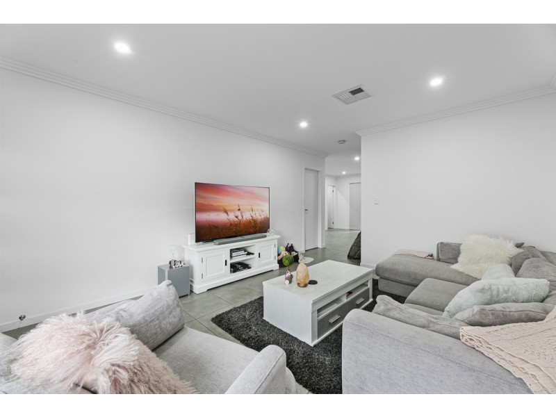 2/36 Margaret Street, Southport QLD 4215