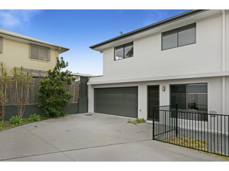 2/36 Margaret Street, Southport QLD 4215