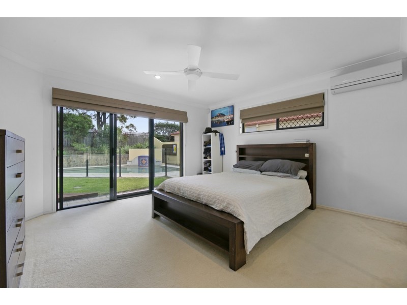 38 Petworth Court, Arundel QLD 4214