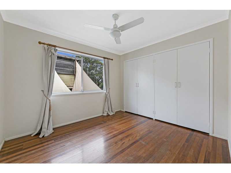 17 Eileen Avenue, Southport QLD 4215