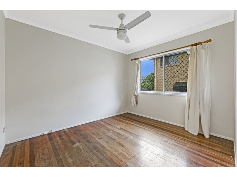 17 Eileen Avenue, Southport QLD 4215