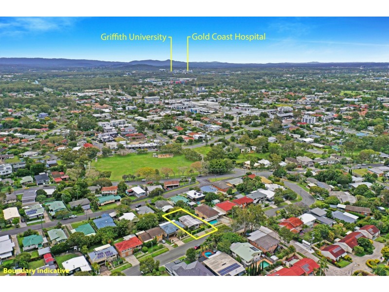 17 Eileen Avenue, Southport QLD 4215