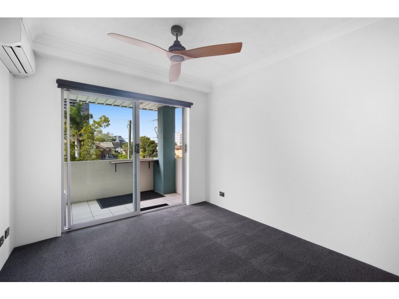 16/52 Queen Street, Southport QLD 4215