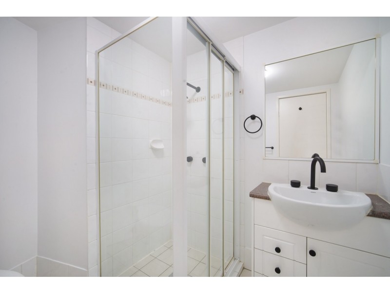 16/52 Queen Street, Southport QLD 4215