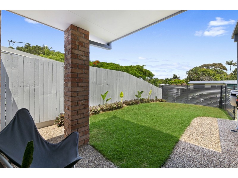 2/21 Ewan Street, Southport QLD 4215