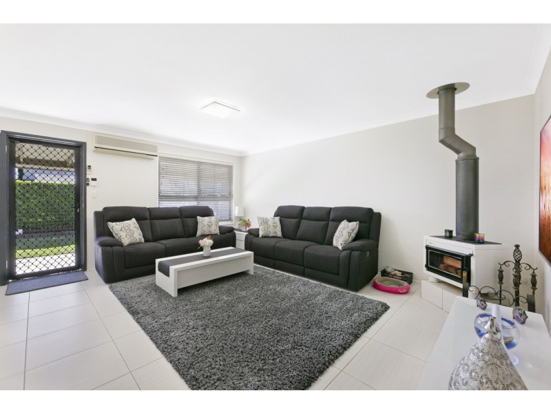 13 Hepworth Street, Arundel QLD 4214