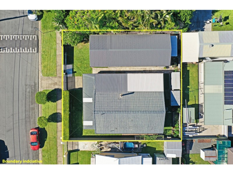 13 Hepworth Street, Arundel QLD 4214