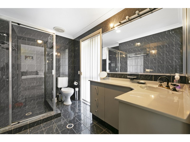 17 Conadilly Court, Carrara QLD 4211