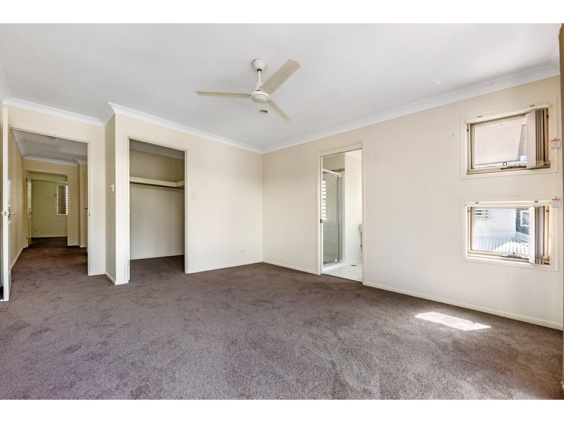 10/32-34 Margaret Street, Southport QLD 4215