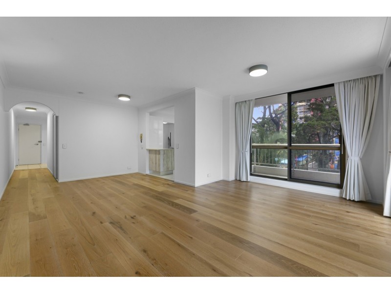 201/65 Bauer Street, Southport QLD 4215