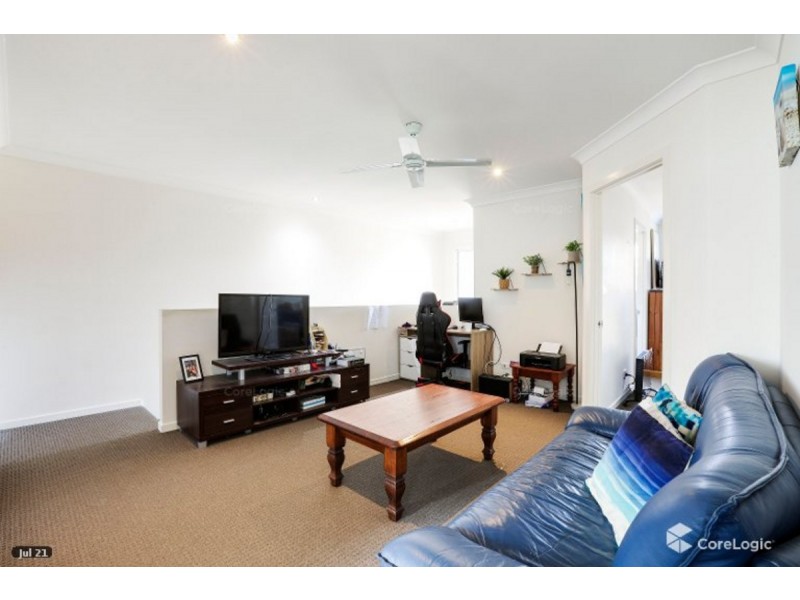 2/127 Pohlman Street, Southport QLD 4215