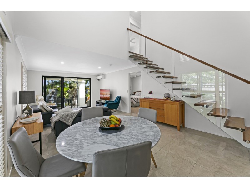 4/23-25 Bauer Street, Southport QLD 4215