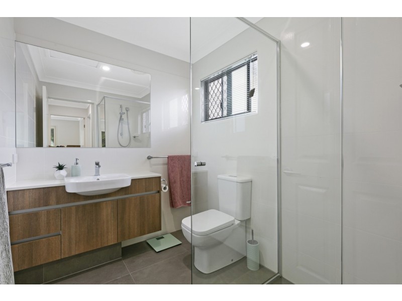 4/23-25 Bauer Street, Southport QLD 4215