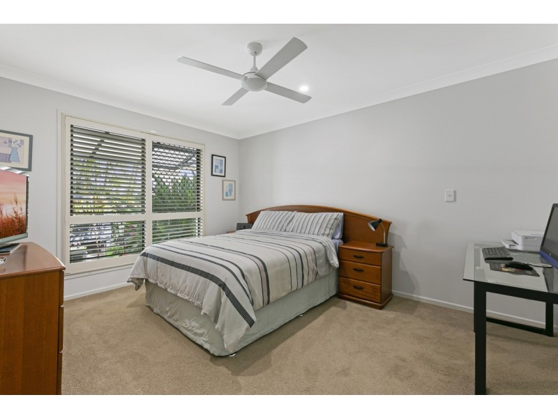 4/23-25 Bauer Street, Southport QLD 4215