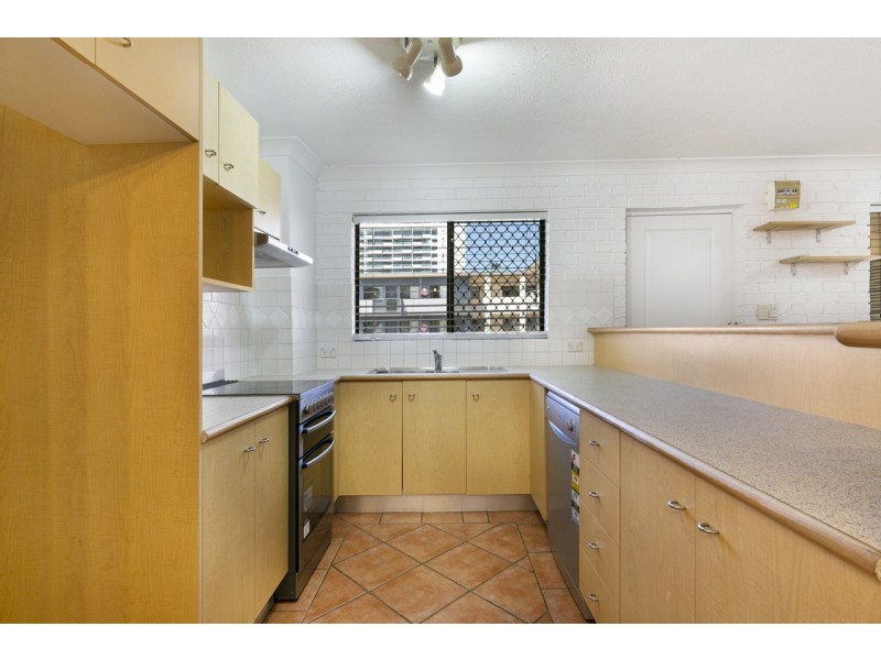 221/132 Marine Parade, Southport QLD 4215
