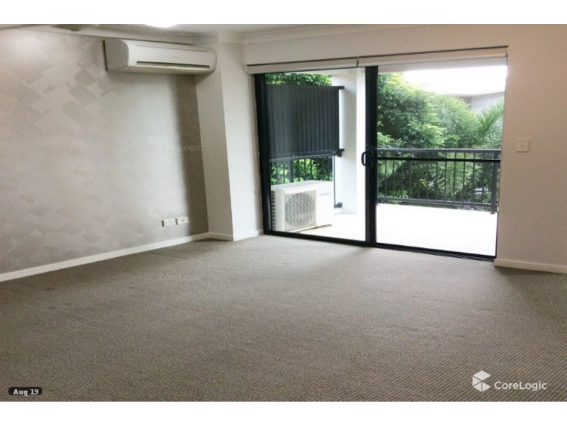 27/15 Lloyd Street, Southport QLD 4215