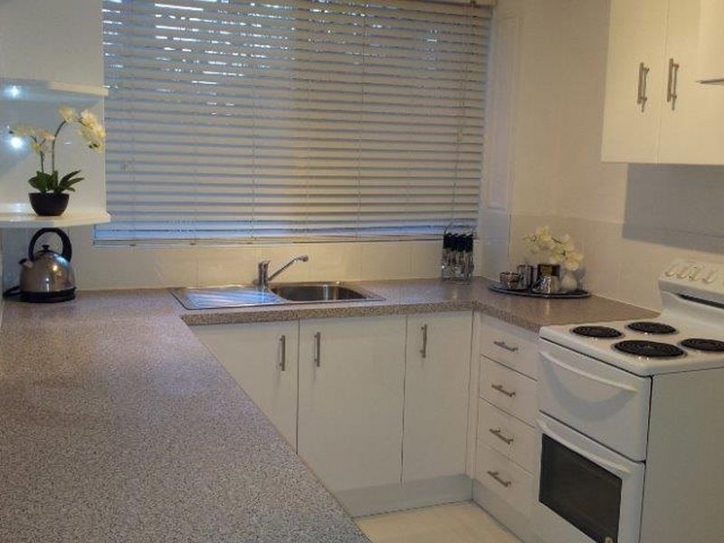 6/210 Scarborough Street, Southport QLD 4215