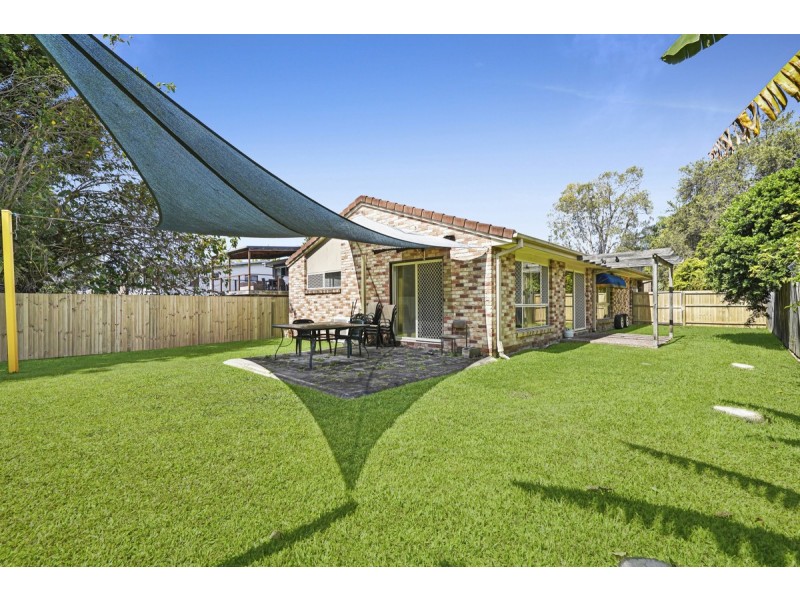 15 Lara Avenue, Southport QLD 4215