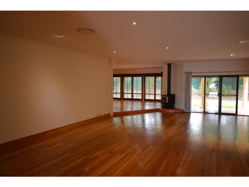 3152 Riverleigh Drive, Hope Island QLD 4212