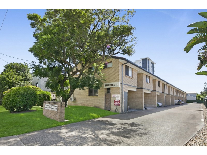 8/9 Proud Street, Labrador QLD 4215