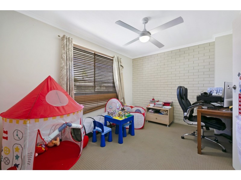 8/9 Proud Street, Labrador QLD 4215