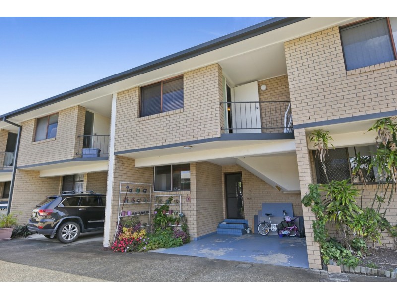 8/9 Proud Street, Labrador QLD 4215