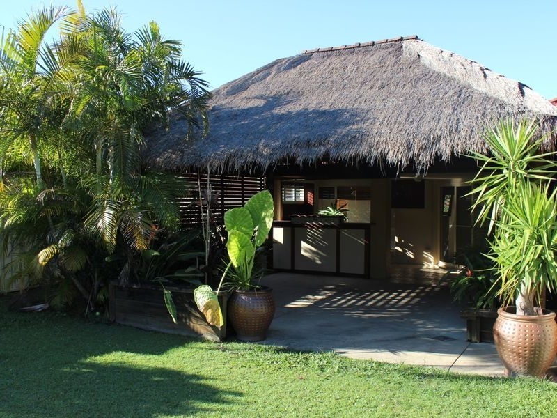 18 Ingles Circuit, Arundel QLD 4214