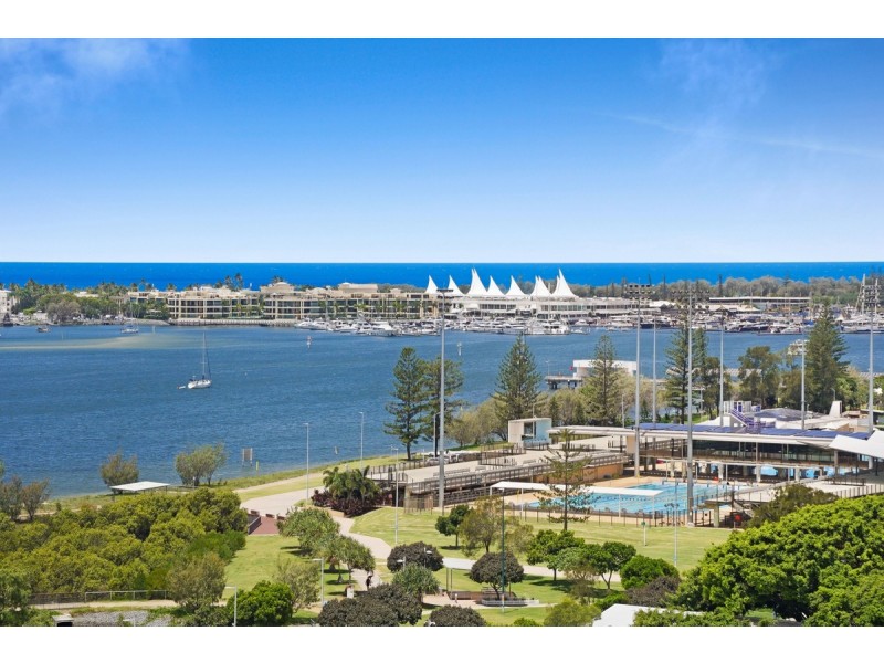 13C/114 Marine Parade, Southport QLD 4215