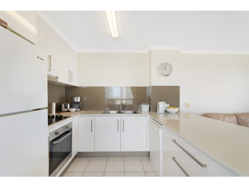 13C/114 Marine Parade, Southport QLD 4215