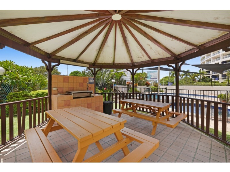 13C/114 Marine Parade, Southport QLD 4215