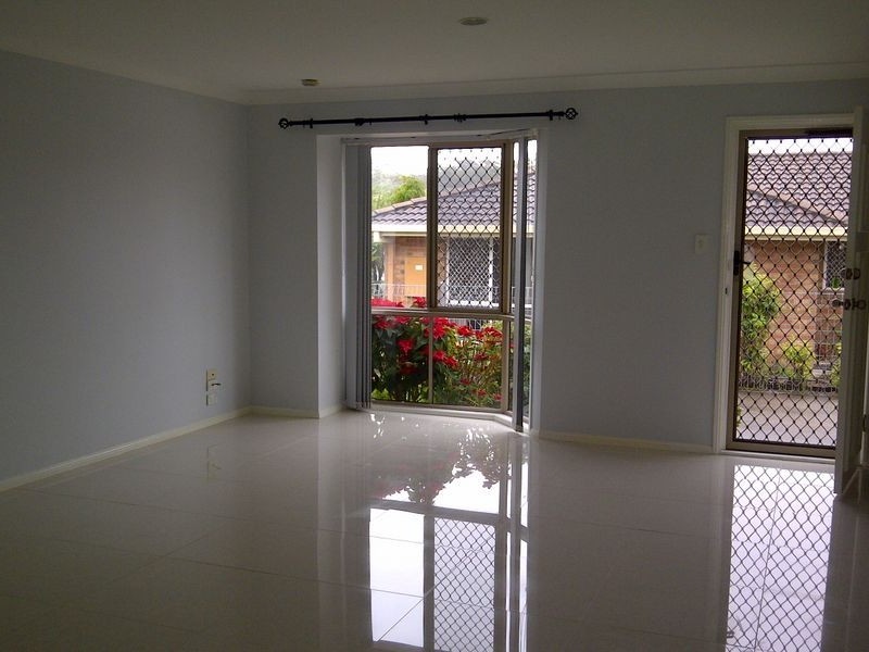 1/9 Conventry Court, Labrador QLD 4215