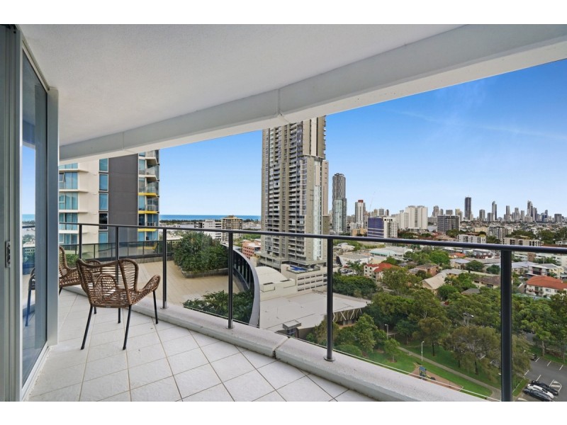 31302/9 Lawson Street, Southport QLD 4215
