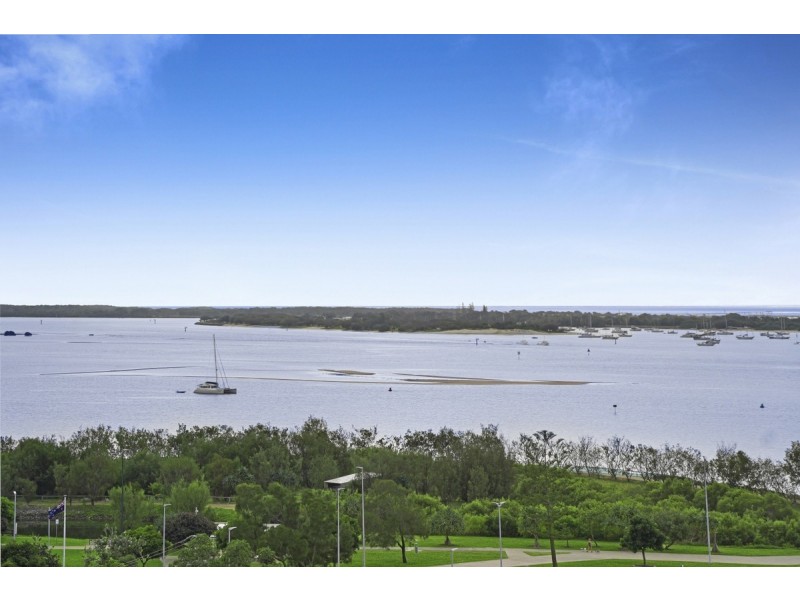 33/72 Marine Parade, Southport QLD 4215
