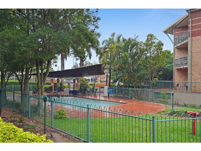 48/45 Pohlman Street, Southport QLD 4215