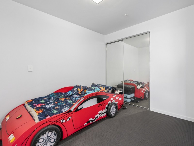2302/5 Harbourside Court, Biggera Waters QLD 4216