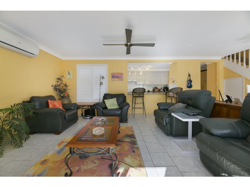 9/28 Chester Terrace, Southport QLD 4215